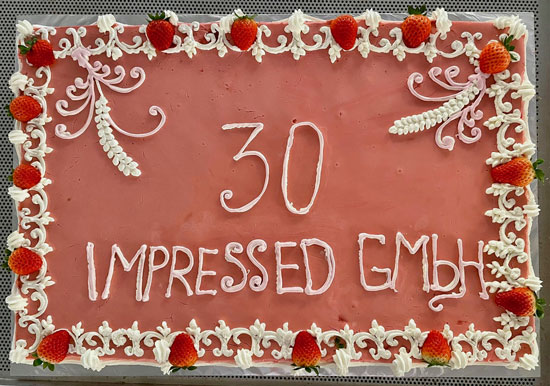 30Jahre_Impressed_Torte